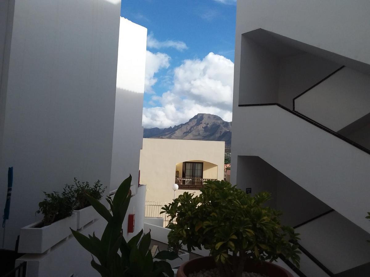 Beach 400Mtr, Top Of Mountain With Spectacular Surround View 200Mtr لوس كريستيانوس المظهر الخارجي الصورة